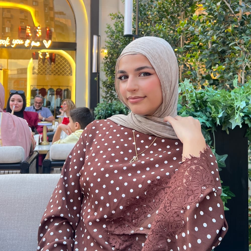 Jinane turkmani, English tutor in Tripoli, bahsas, near to bank audi, Lebanon